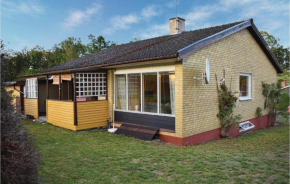 Gorgeous Home In Hästveda With Kitchen in Hästveda